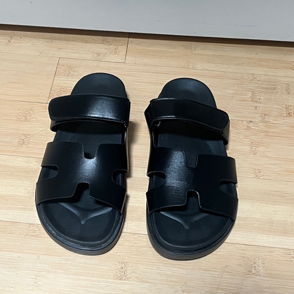 Never worn black Shuflie slides - Picture 4 of 5